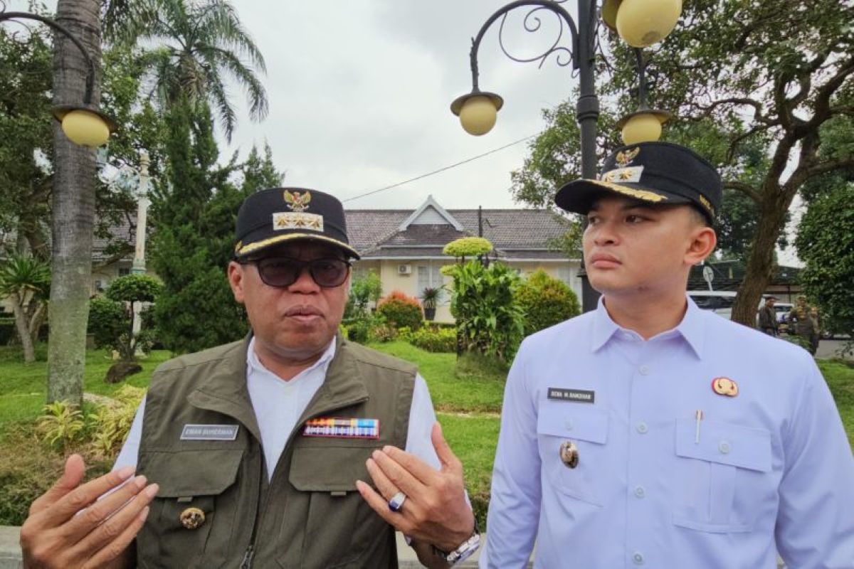 Bupati Majalengka Eman Suherman. (Pemkab Majalengka/Antara)
