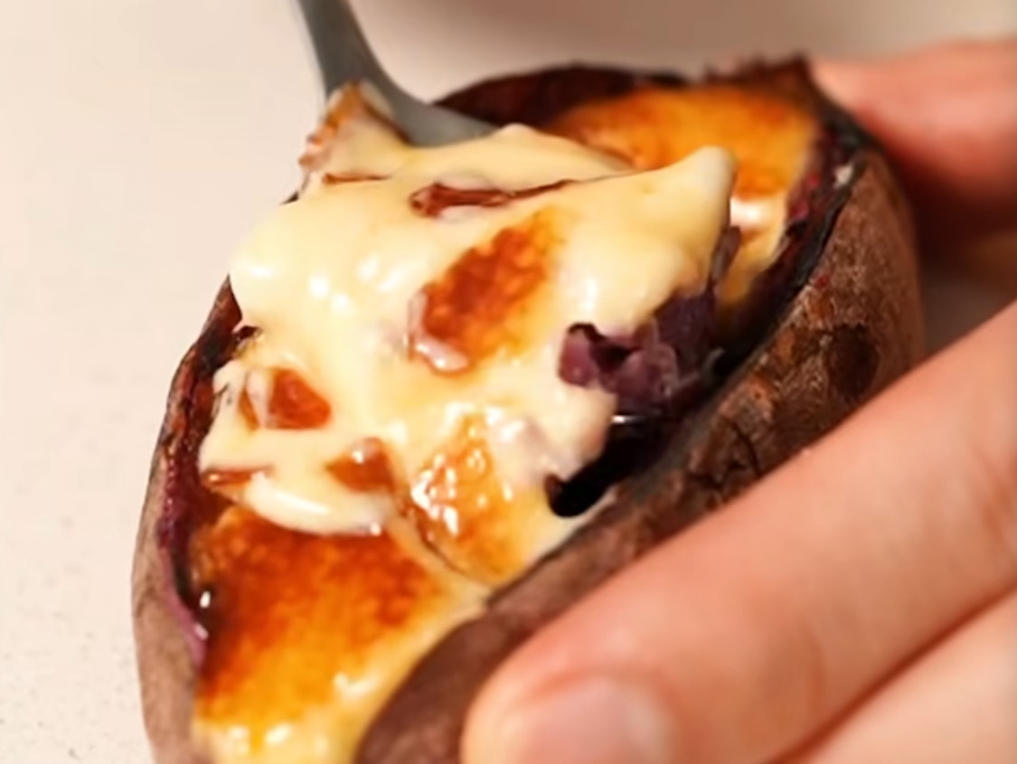 Resep sweet potato cr&egrave;me brulee yang sedang viral di Jepang (Instagram @jun.and.tonic)