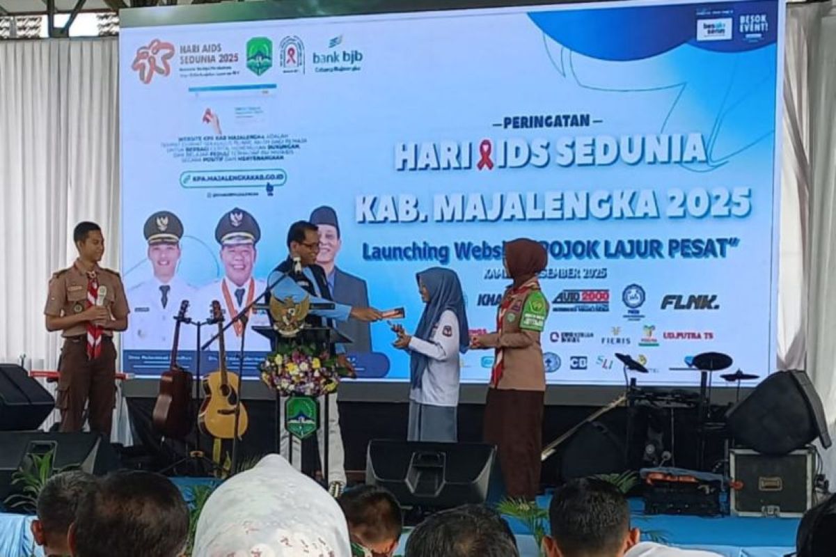 Pemkab bersama KPA Majalengka meluncurkan situs edukasi terkait HIV/AIDS di Majalengka. (Fathnur Rohman/Antara)