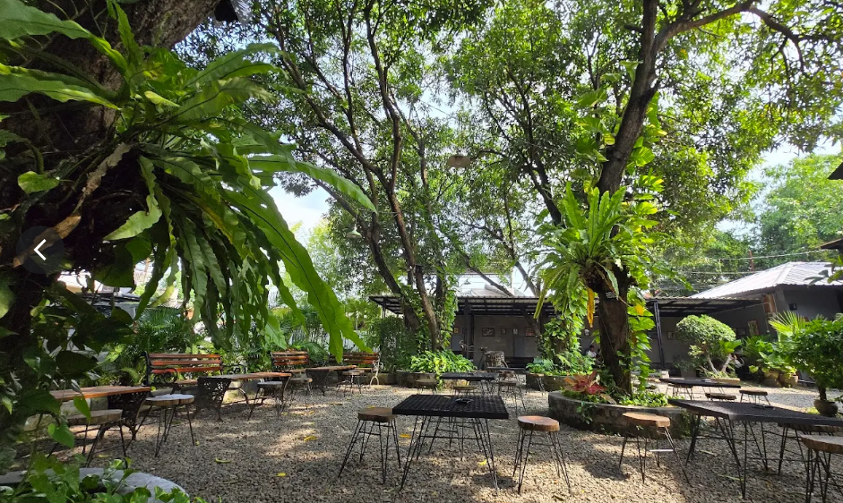 Kafe estetik dekat Stasiun Babakan Cirebon (Google Maps/Kopi Teras Bumi)