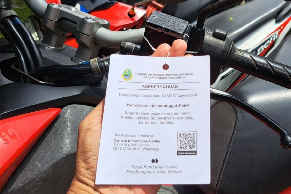 Salah satu kendaraan ASN yang menunggak pajak di Cirebon. (Pemkab Cirebon/Antara)