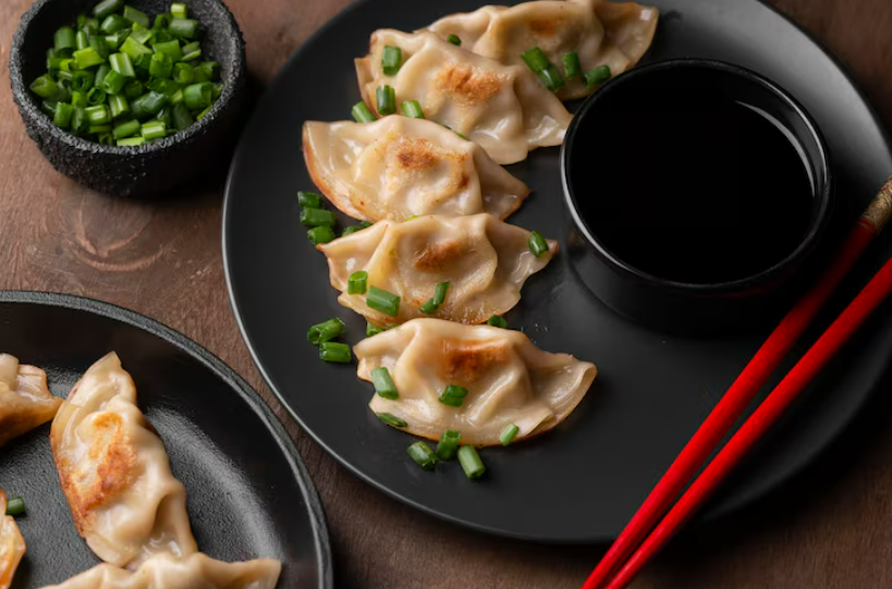 Ilustrasi resep gyoza (Dok. Freepik)