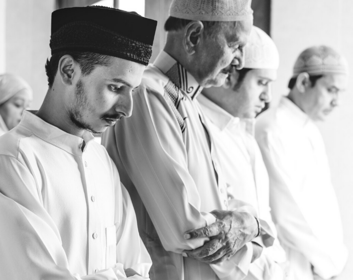 Ilustrasi jadwal sholat (Dok. Freepik)