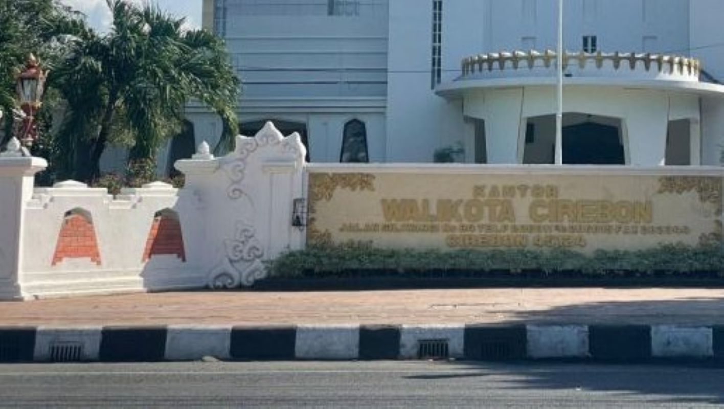 Kantor Wali Kota Cirebon di Cirebon. (Fathnur Rohman/Antara)