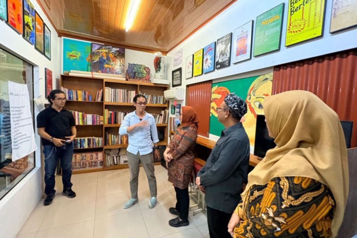Ruang Balai Edukasi dan Ekosistem Kuningan (BEEK) di Gedung Graha Wangi Kuningan. (Pemkab Kuningan/Antara)