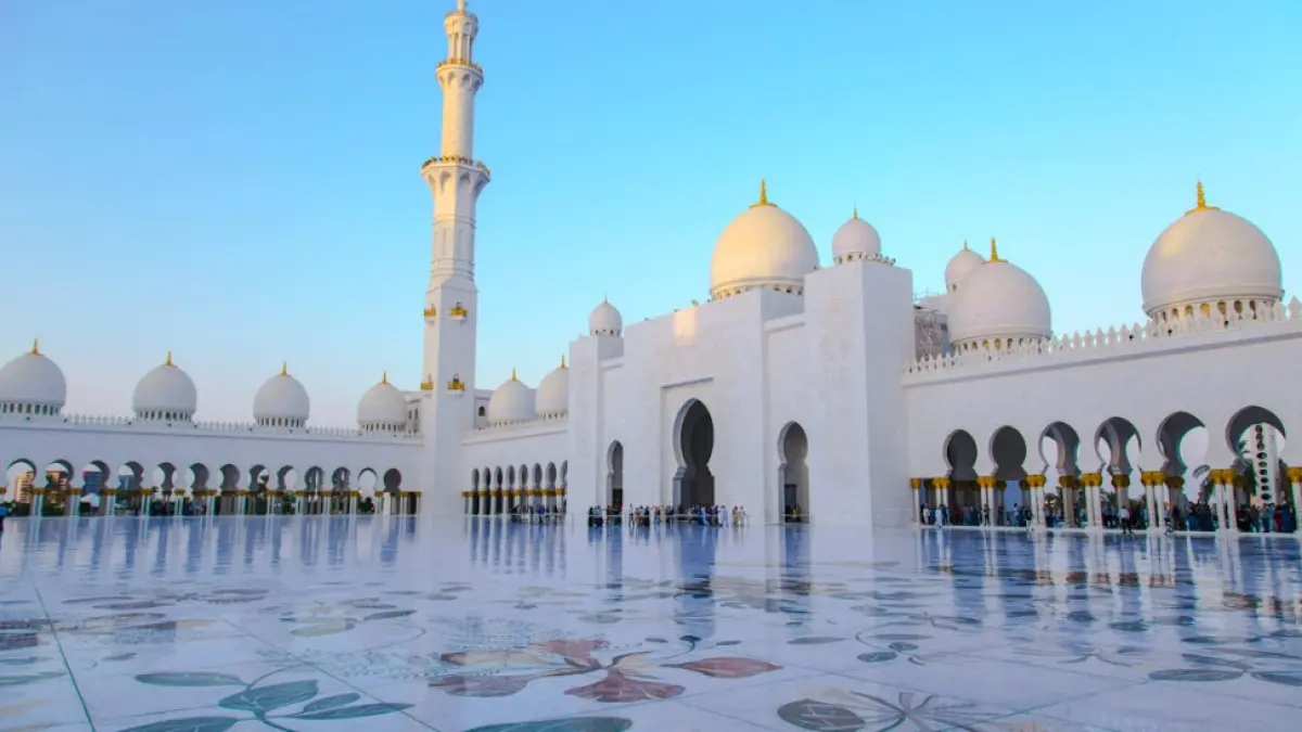 Ilustrasi jadwal sholat (Pexels)