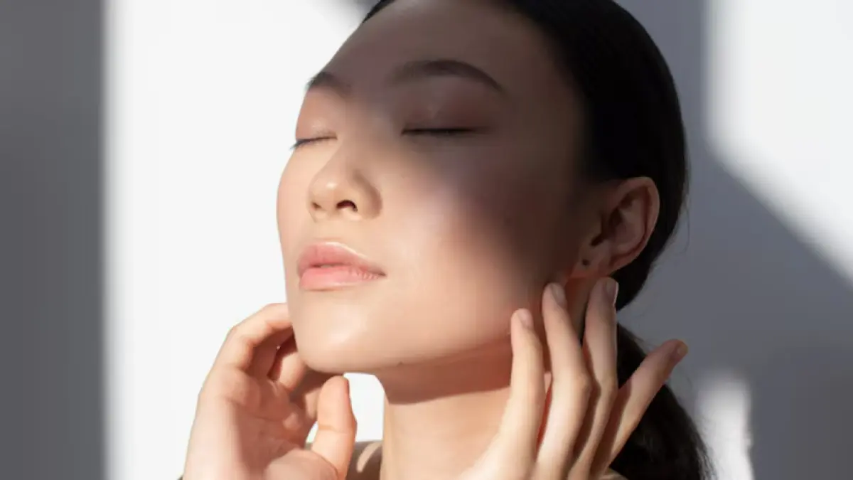 Ilustrasi kulit glowing dan sehat (Freepik) 