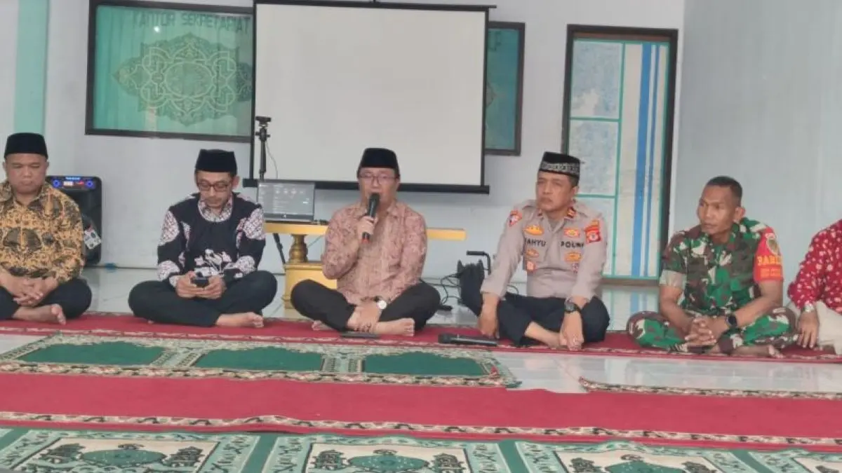 Kemenag Kuningan memaparkan program masjid ramah pemudik di Kuningan. (Kemenag Kuningan/Antara)