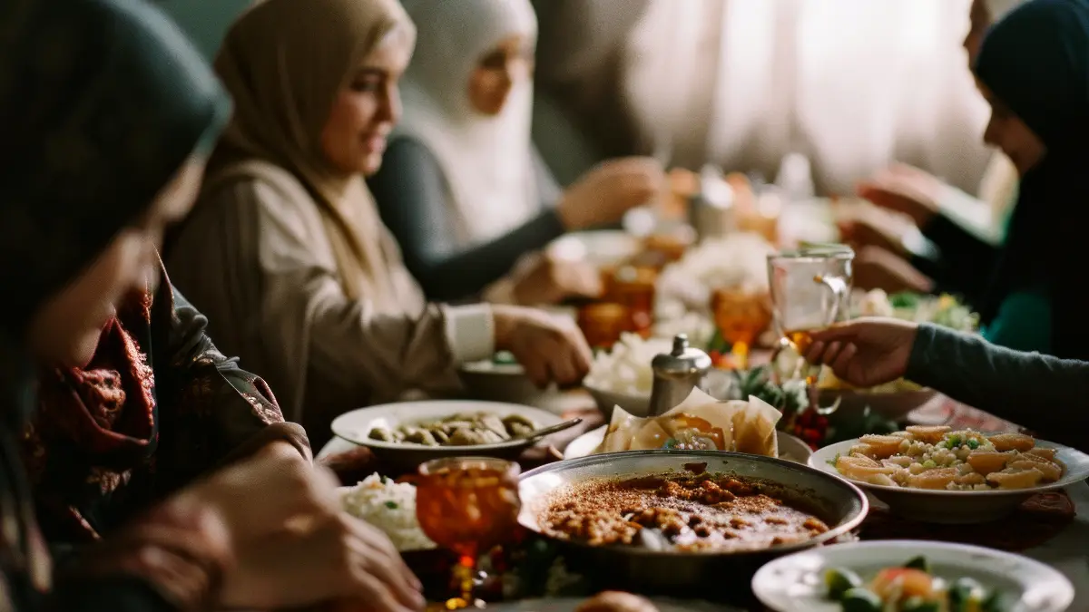 Ilustrai adab bertamu saat Idul Fitri (Freepik) 