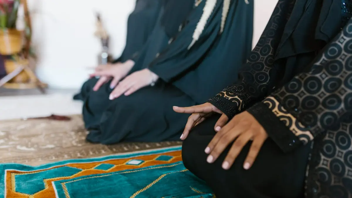 Ilustrasi jadwal sholat (Pexels)