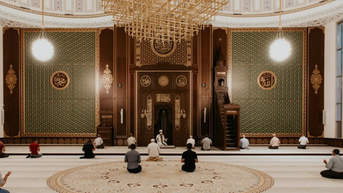 Ilustrasi jadwal sholat (Pexels)