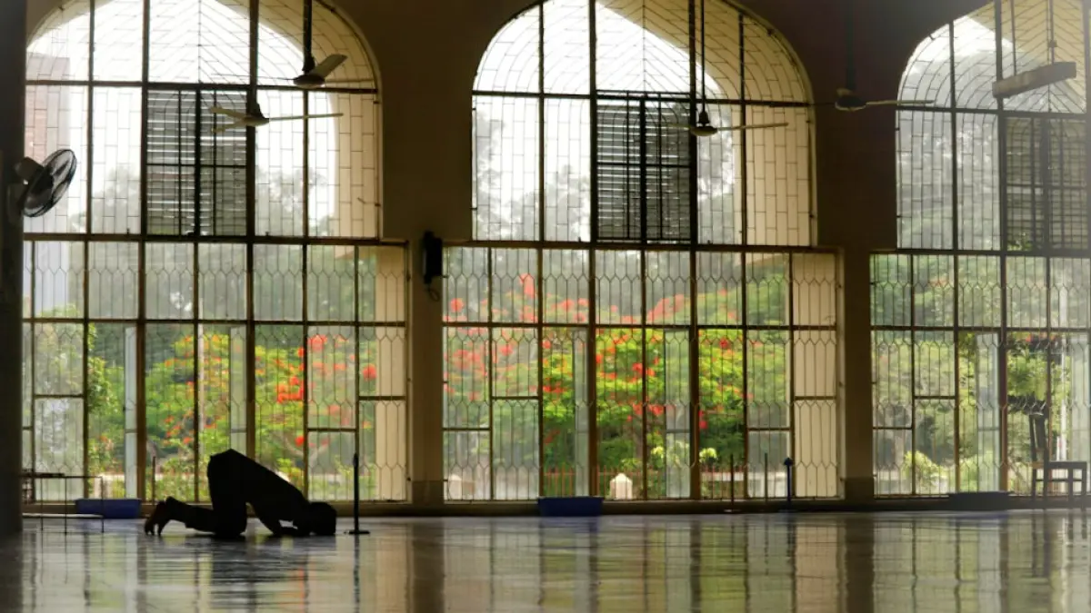 Ilustrasi jadwal sholat (Pexels)
