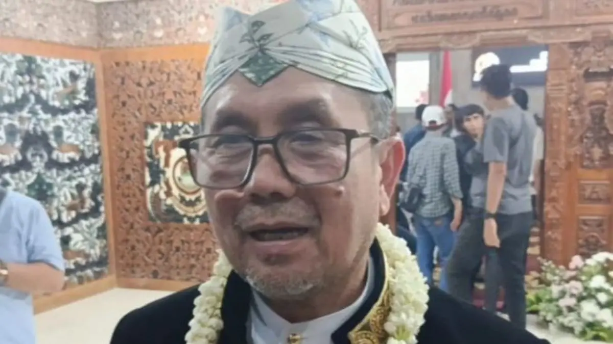 Bupati Cirebon Imron. (Fathnur Rohman/Antara)