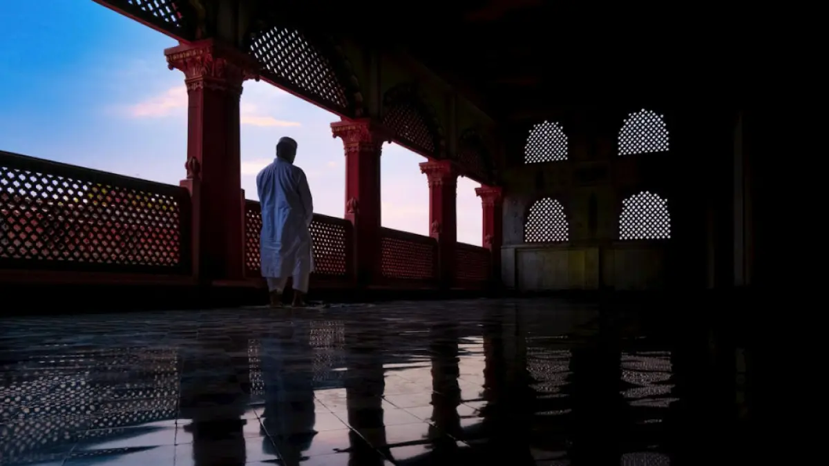 Ilustrasi jadwal sholat (Pexels)