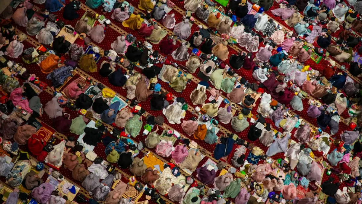 Ilustrasi jadwal sholat (Pexels)