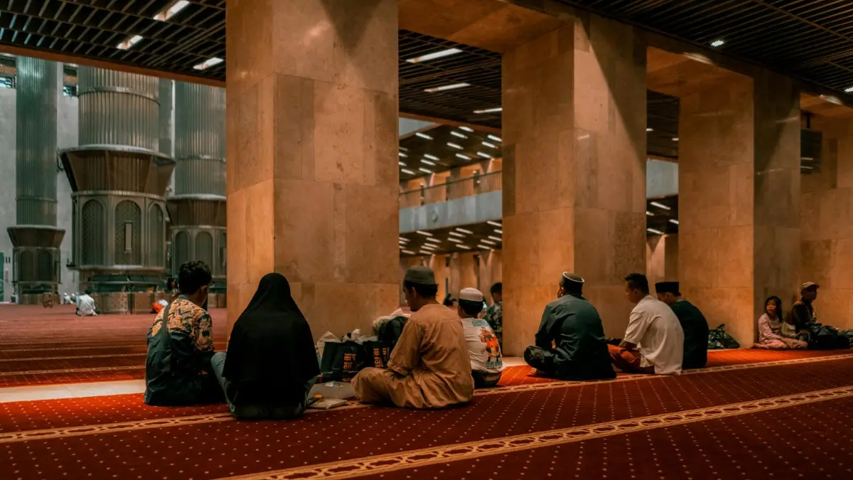 Ilustrasi jadwal sholat (Pexels)