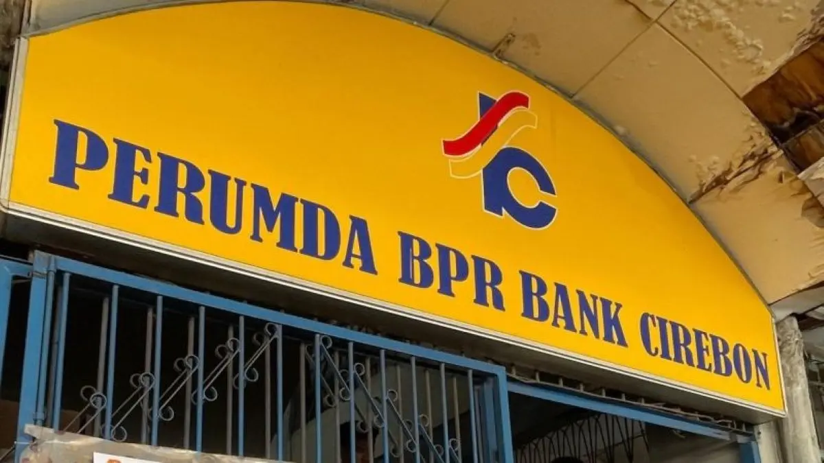 Kantor Perumda BPR Bank Cirebon. (Fathnur Rohman/Antara)