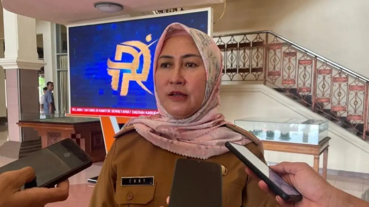 Kepala Dinkes Kabupaten Cirebon Eni Suhaeni. (Fathnur Rohman/Antara)