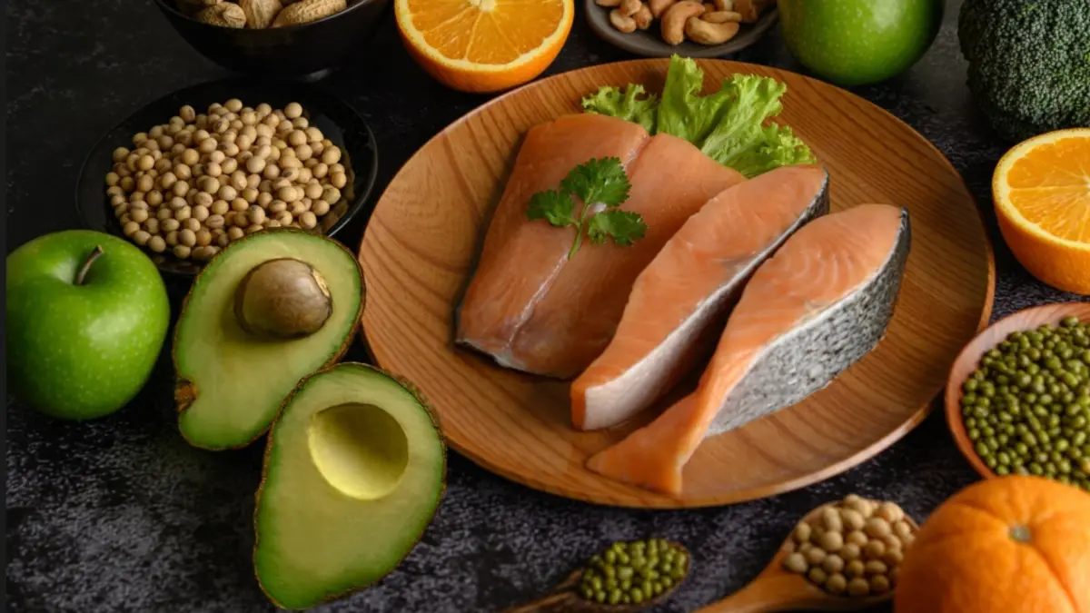 Ilustrasi makanan kaya protein (Magnific)