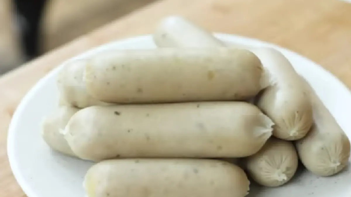 Resep Sosis Homemade Sehat Tanpa Pengawet ala Chef Devina Hermawan, Praktis dan Enak!