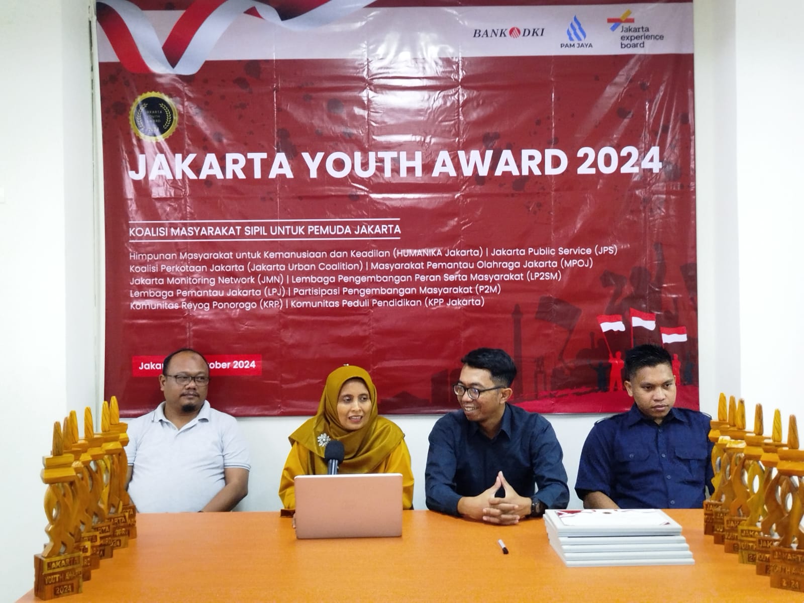 Dody Wijaya, Komisioner KPU DKI Jakarta, Raih Penghargaan Jakarta Youth Award 2024