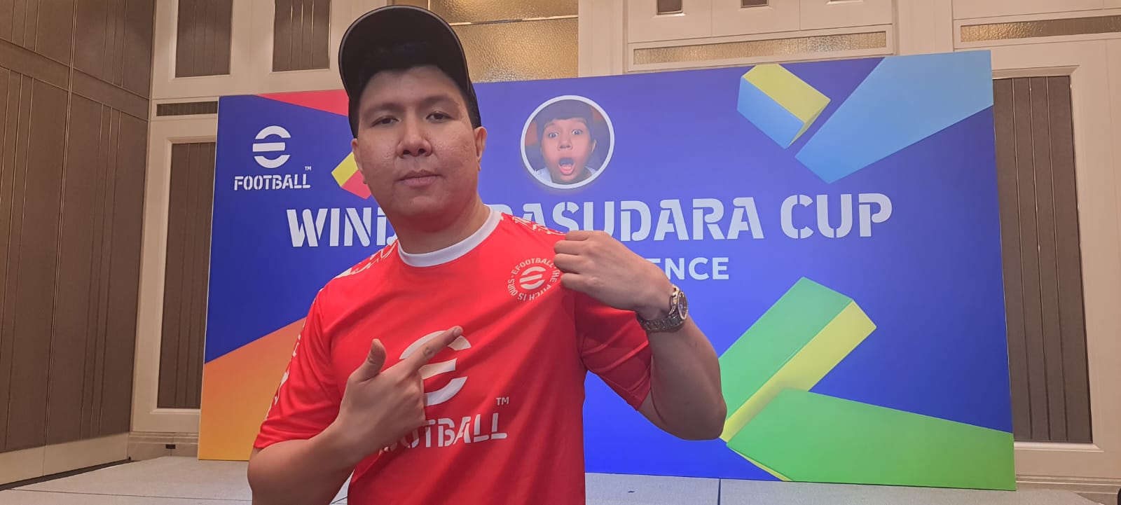 eFootball menjalin kerjasama dengan live streamer game terkemuda di Indonesia, Windah Basudara.