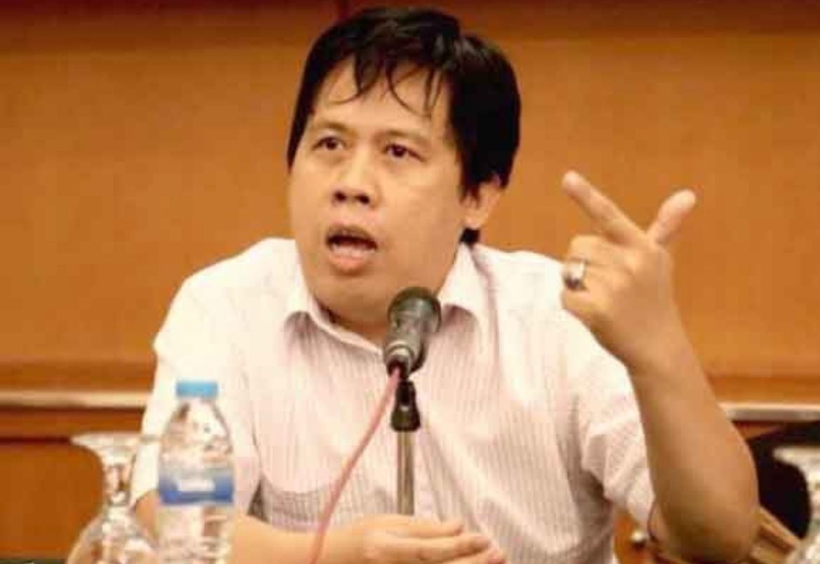 DPR Rapat di Hotel, Uchok: Kalau Rapat di DPR, Sekjen Dapat Capek Doang!