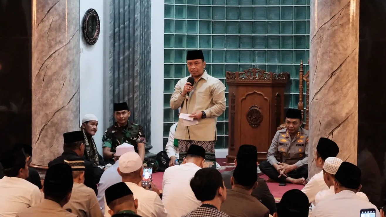 Cegah Banjir, Wali Kota Depok Supian Suri Minta Warga Hidupkan Gotong Royong
