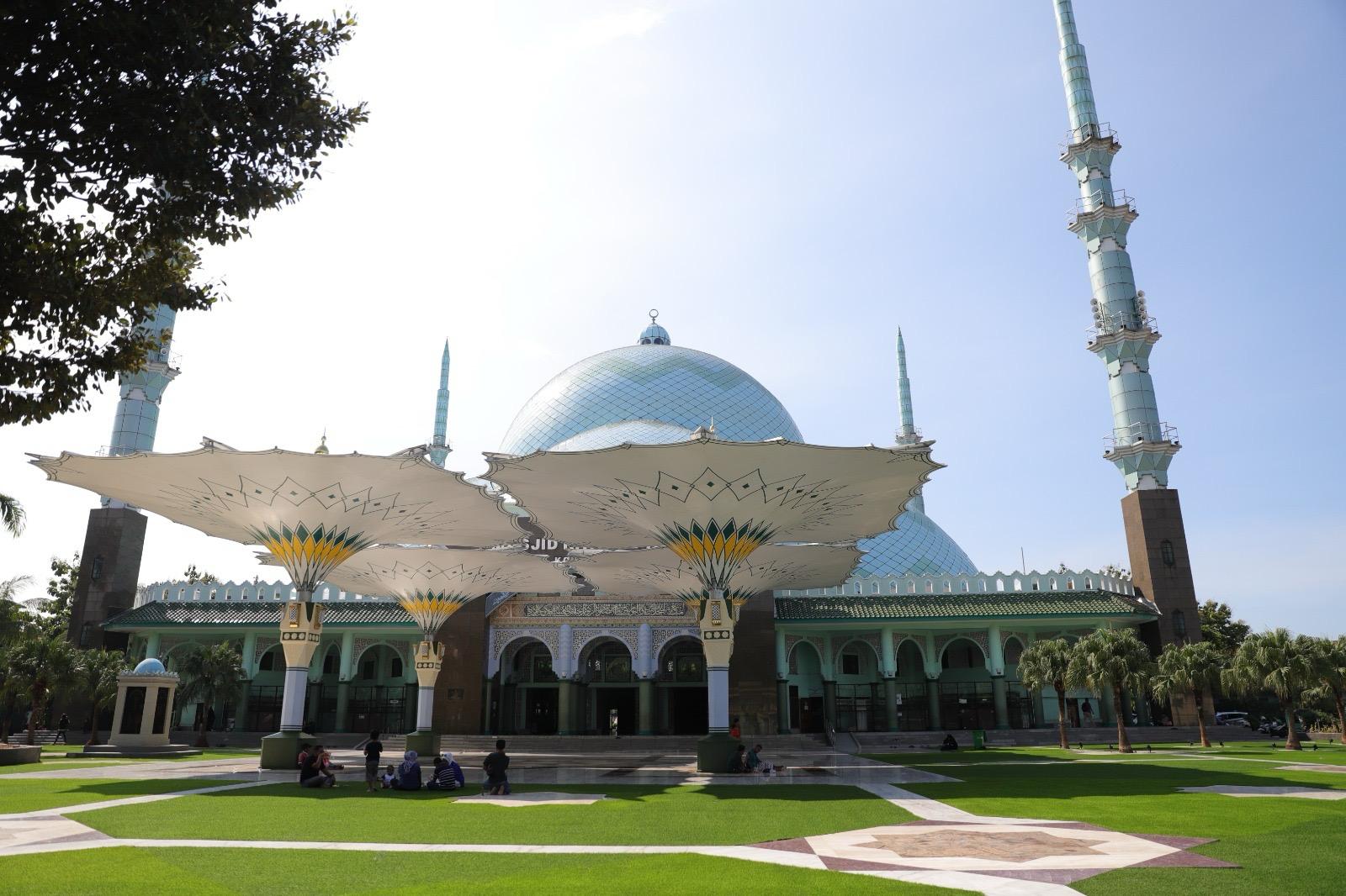 Mengenal Lebih Dekat Masjid Raya Al-A'zhom, Sediakan Tempat Belajar Khusus Tunarungu