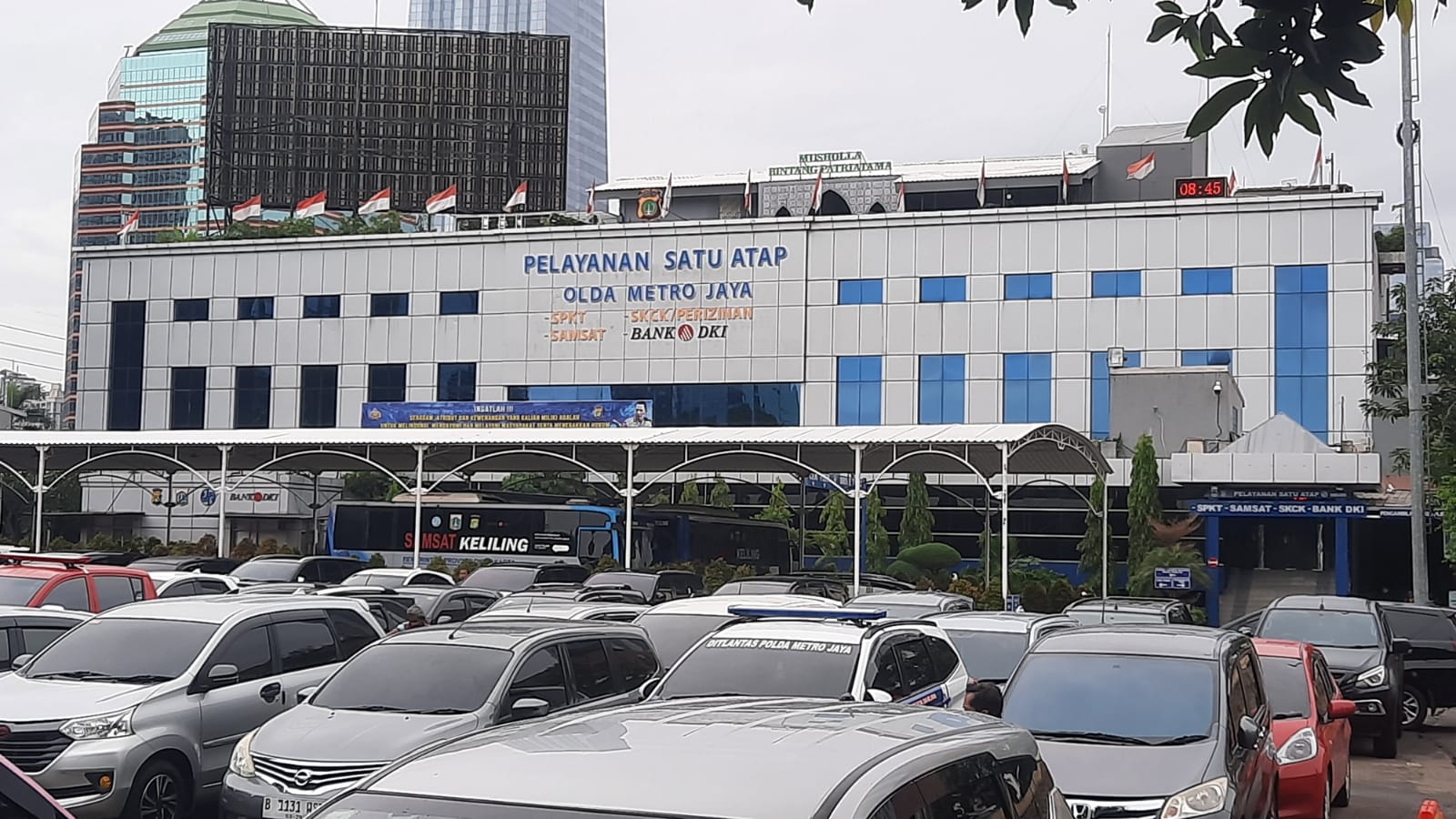 Polda Metro Jaya Buka Penitipan Kendaraan Milik Warga yang Mudik Lebaran