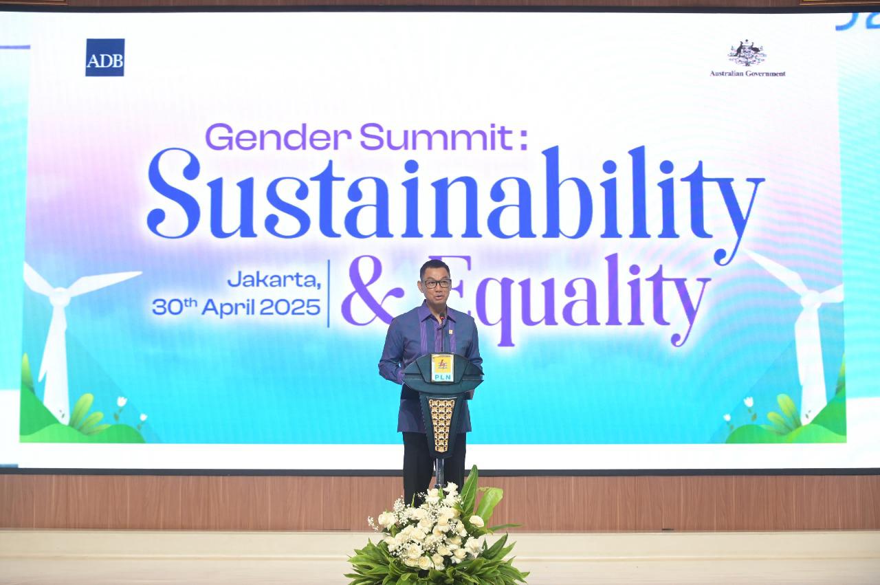 Direktur Utama PLN, Darmawan Prasodjo, pada acara PLN Gender Summit 2025, di Jakarta, Rabu (30/4)