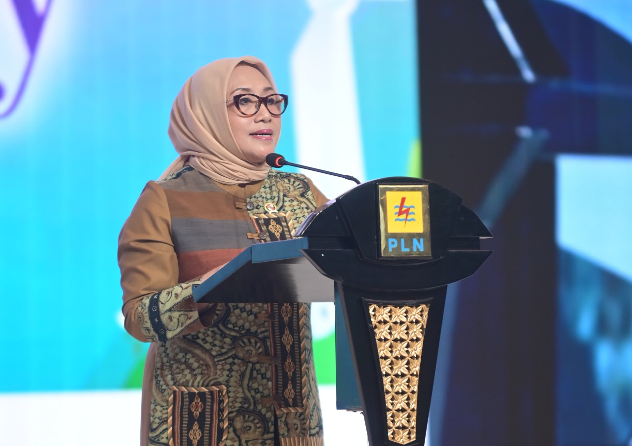 Menteri Pemberdayaan Perempuan dan Perlindungan Anak (PPPA), Arifah Fauzi mengapresiasi komitmen PLN.