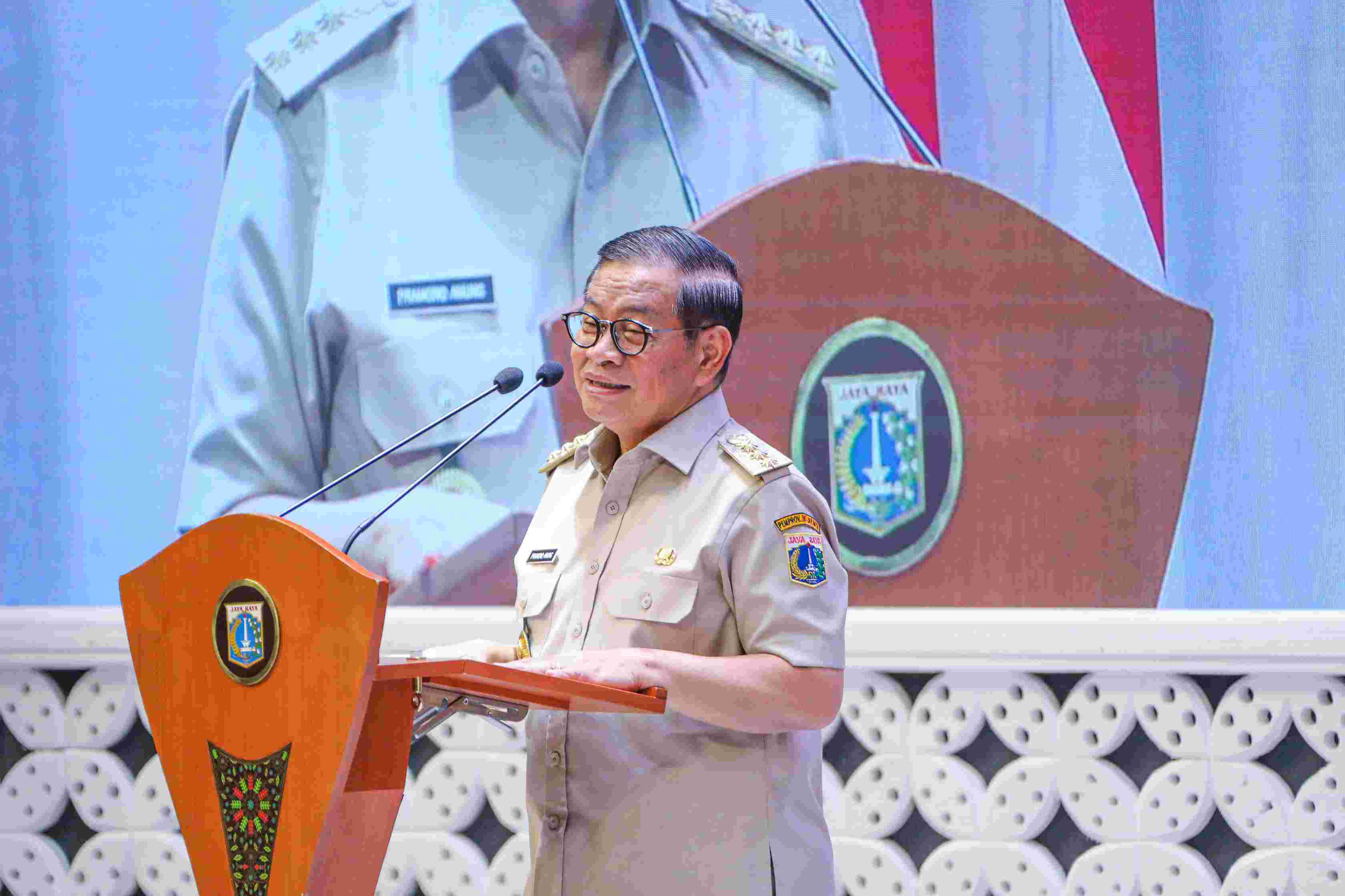 Gubernur DKI Jakarta Pramono Anung Wibowo berpesan untuk fokus bekerja dalam penanganan banjir Jakarta kepada kepala dinas SDA yang baru dilantik.