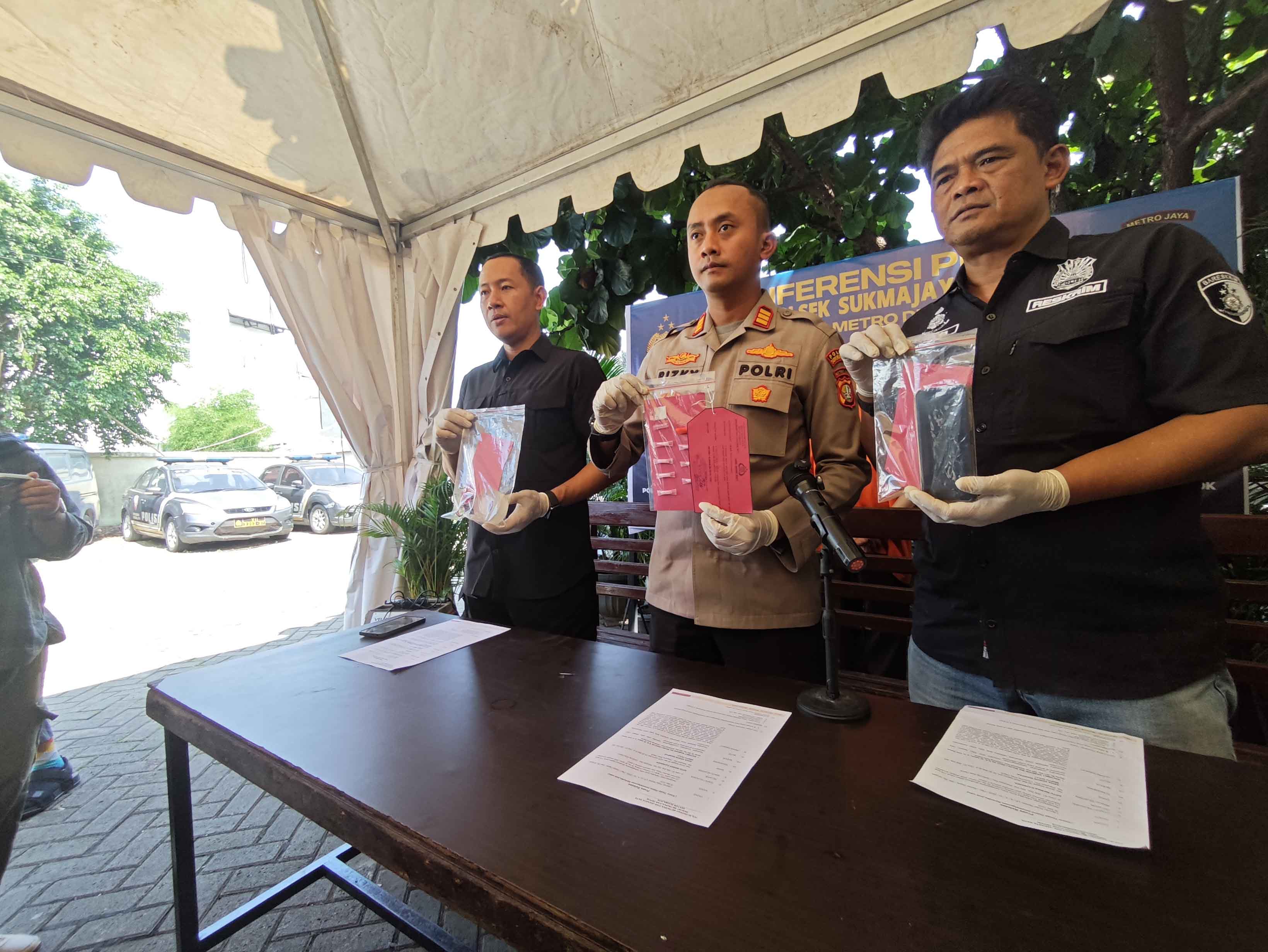 Terima Upah Rp 1 Juta Per Sekali Jalan, Polsek Sukmajaya Ungkap Modus Baru Peredaran Narkoba
