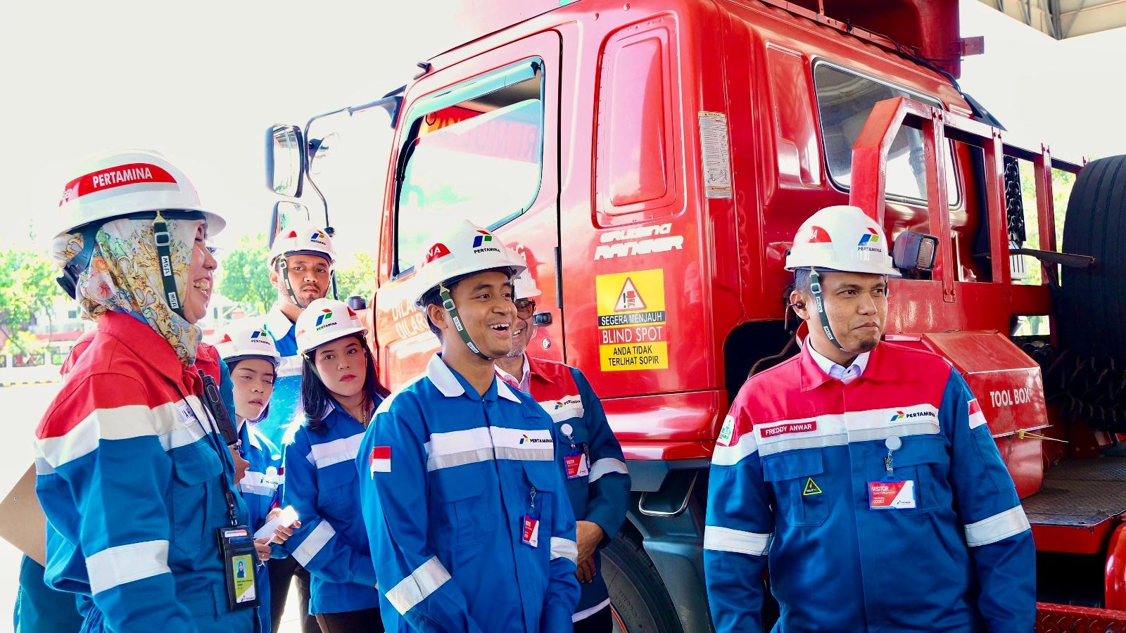 Tenaga Ahli Menteri ESDM Bidang Komersialisasi dan Transportasi Minyak dan Gas Bumi, Satya Hangga Yudha Widya Putra, kunjungi Pertamina Patra Niaga Terminal BBM Ujungberung.