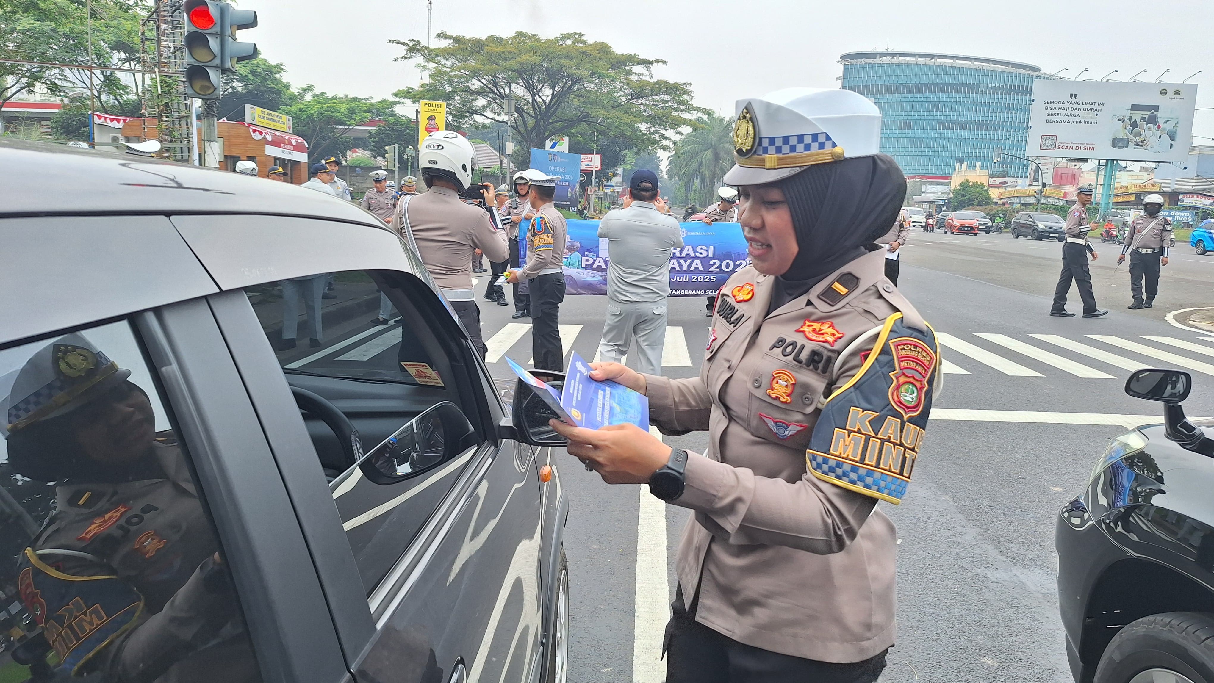 Polres Tangsel tengah melakukan Operasi Patuh Jaya 2025.