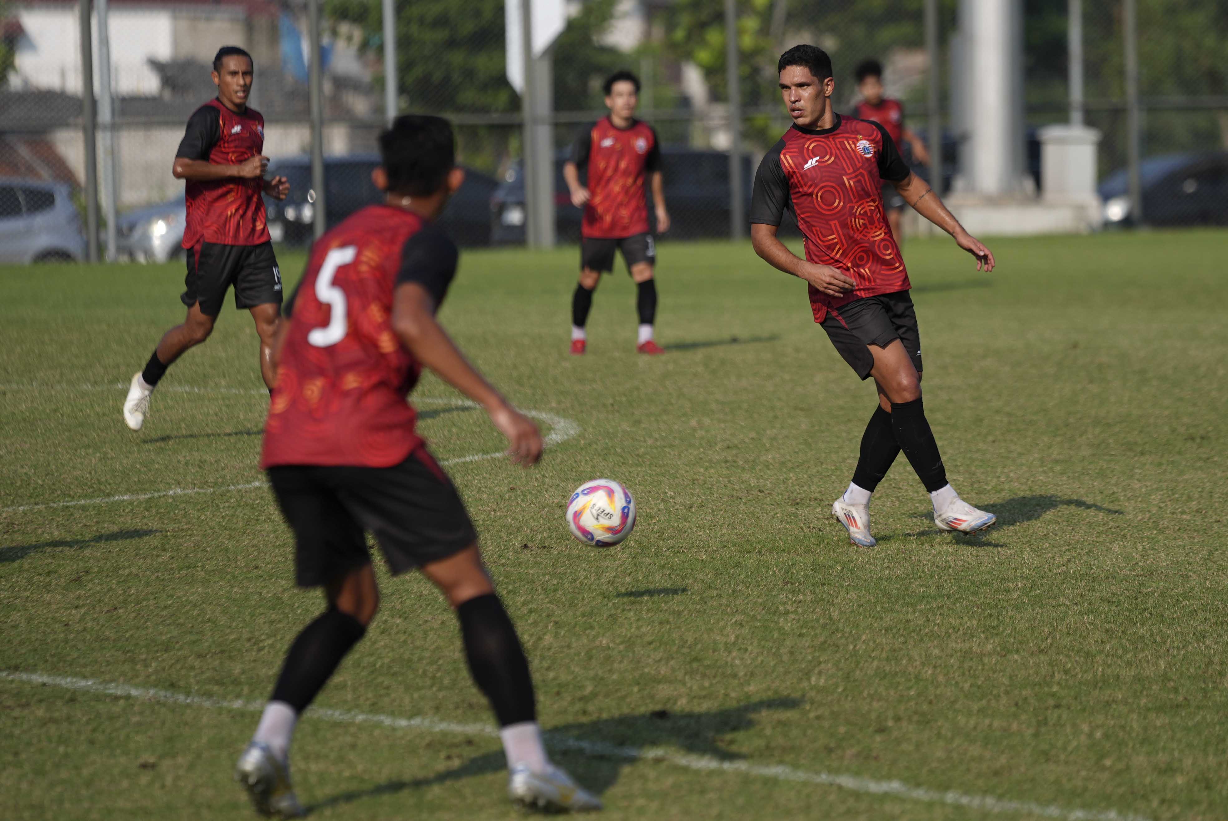 Racikan Perdana Souza di Hadapan The Jakmania