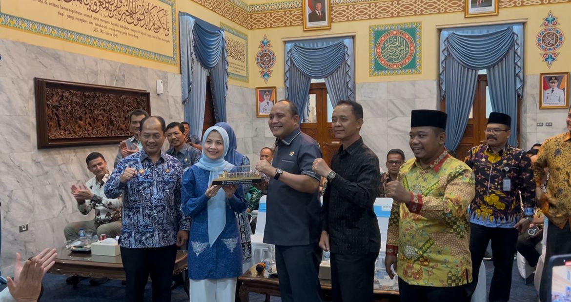 Pertemuan Perdana Bupati-DPRD Serang Jadi Momentum Rekonsiliasi Pasca Pilkada, Ternyata Ini yang Jadi Pembahasannya! 