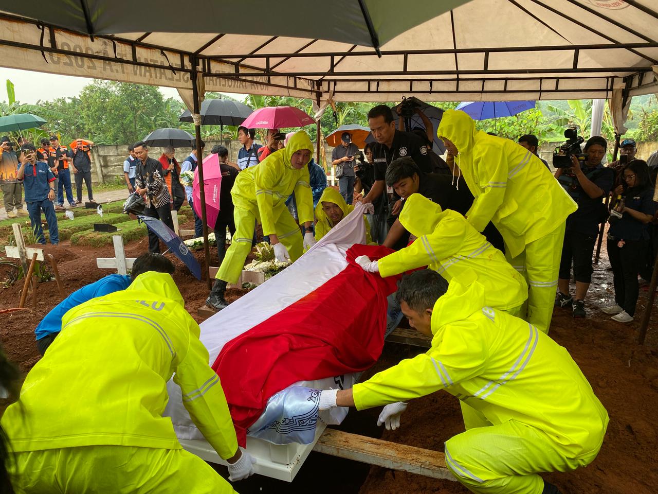 Korban Penembakan di Peru, Zetro Purba Dimakamkan di TPU Sari Mulya Kota Tangsel