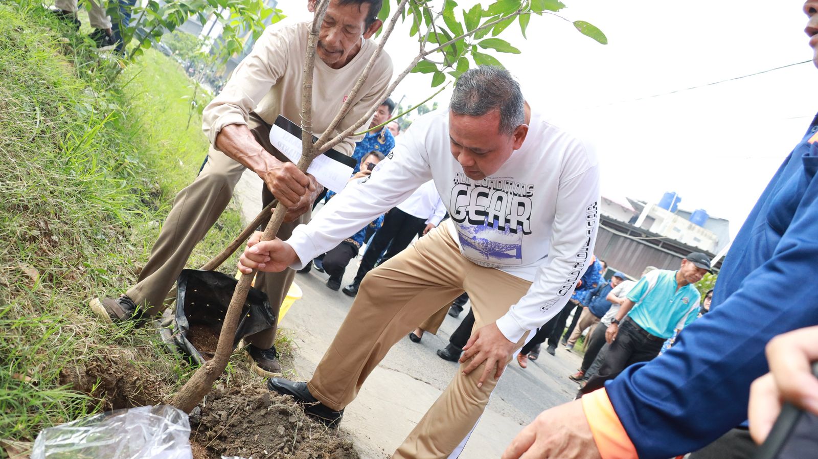 Masalah Sampah Makin Serius, Wali Kota Bekasi Wajibkan RW Sertakan Program Pengelolaan Sampah untuk Terima Insentif  