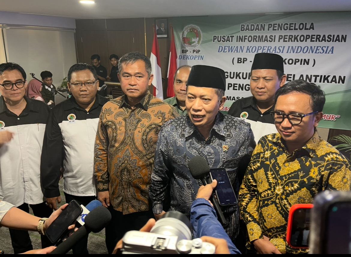 Gerakan Koperasi Bakal Miliki Coop University dan Coop Bank, Ini yang Diharapkan Menkop Ferry!
