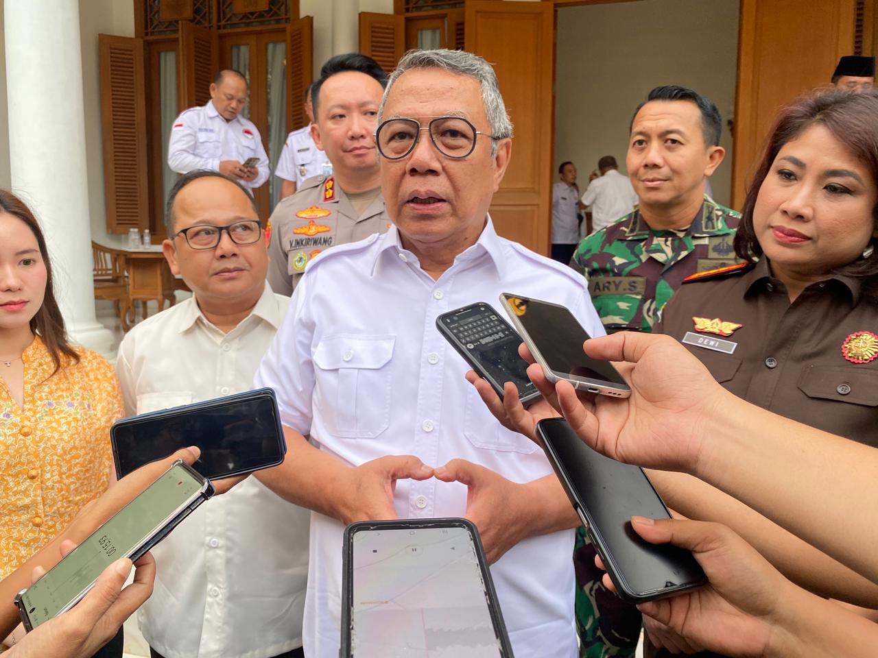 Wali Kota Tangsel Benyamin Davnie.