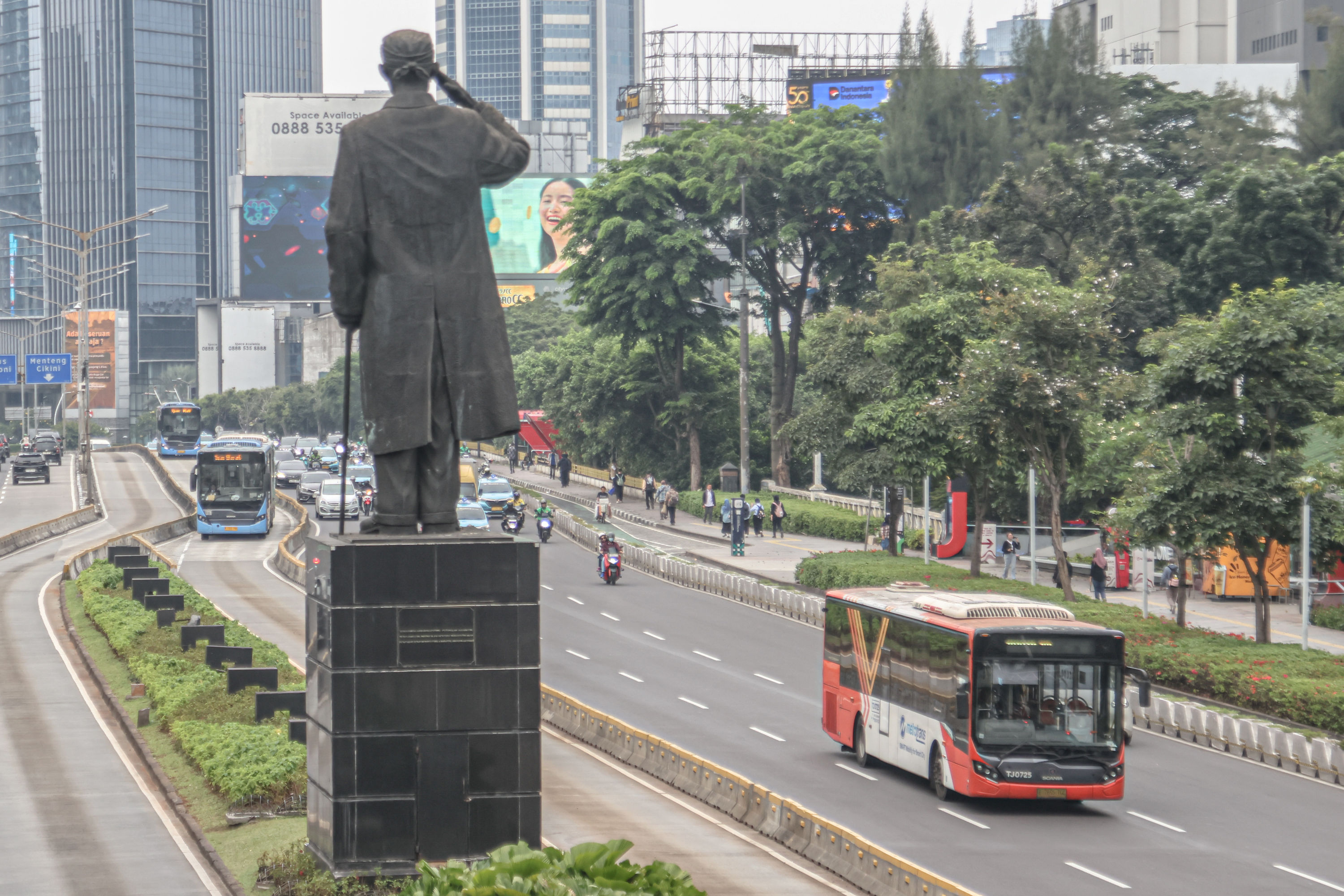 Rencana penambahan bus listrik menggunakan dana dari APBD DKI
