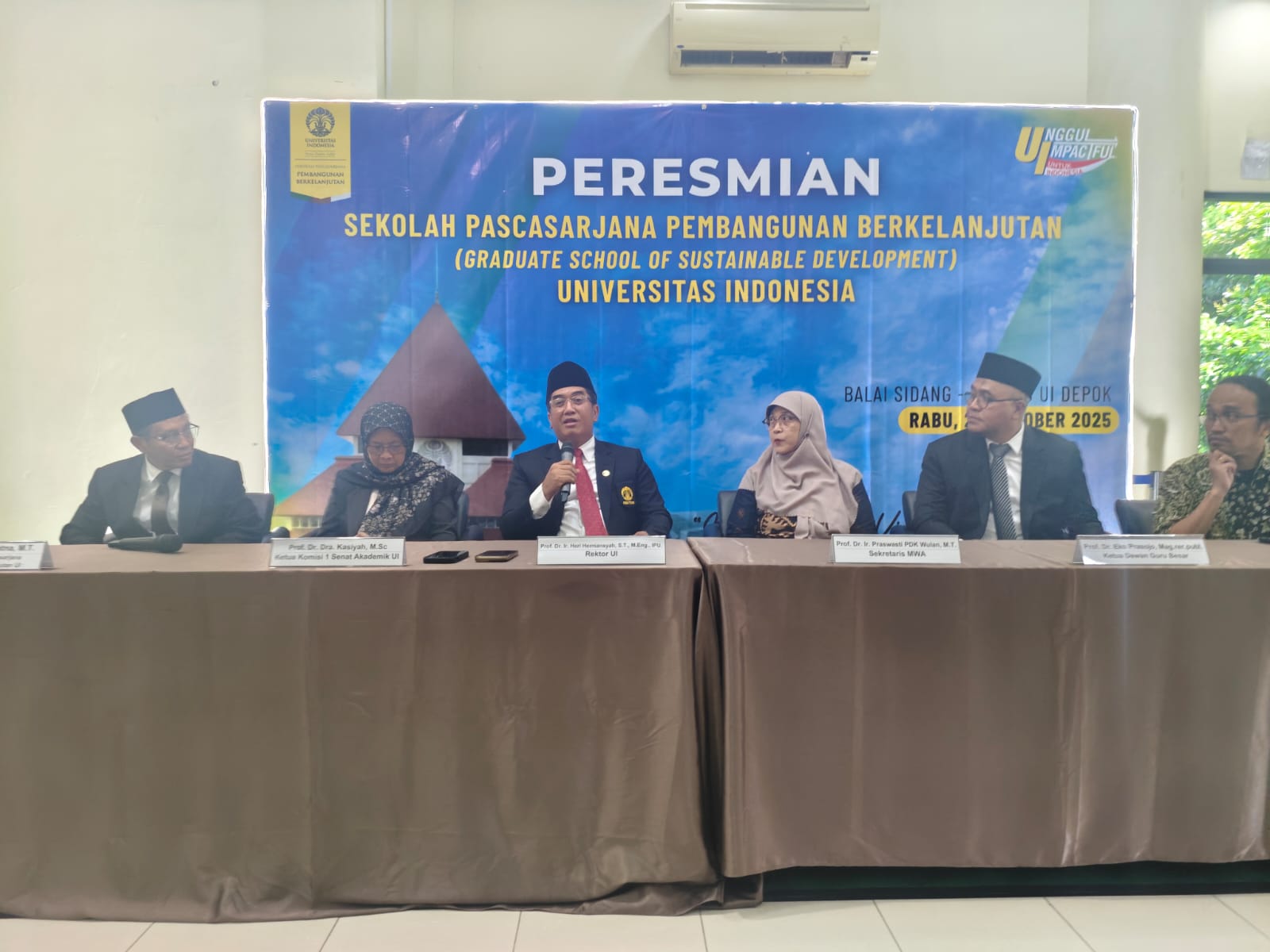 Diskusi di sela-sela GSSD UI yang diresmikan di Balai Sidang UI, Kampus Depok, Rabu (22/10).