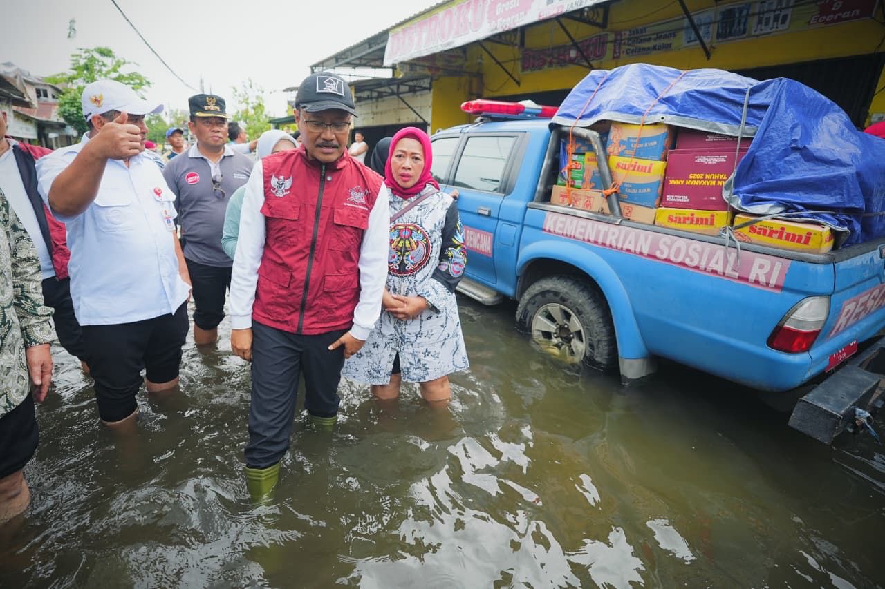 Kemensos Kirim Bantuan Senilai Rp 3,6 Miliar untuk Korban Banjir Jawa Tengah