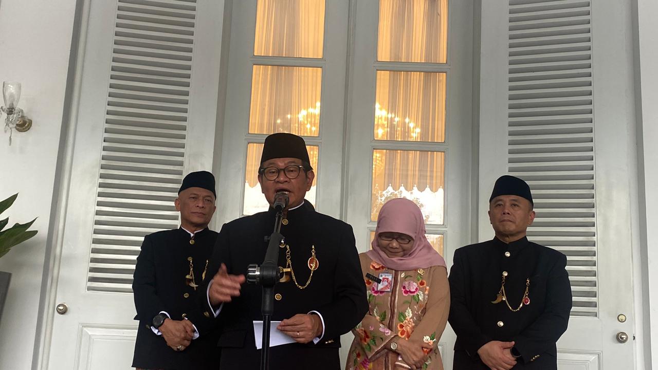 Gubernur DKI Pramono Anung mendalami pembatasan konten kekerasan di media sosial.