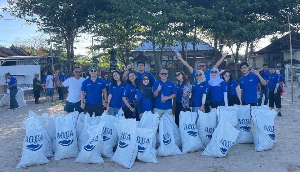 Aqua raih penghargaan sebagai perusahaan penggerak Corporate Social Responsibility (CSR) terbaik di Indonesia dalam ajang Anugerah Penggerak Nusantara.