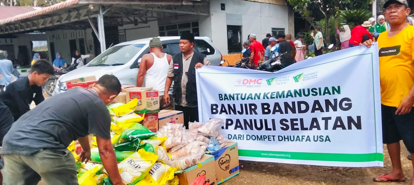 Dompet Dhuafa menyalurkan  bantuan dengan mensasar 1.000 penerima manfaat di Tapanuli Selatan.