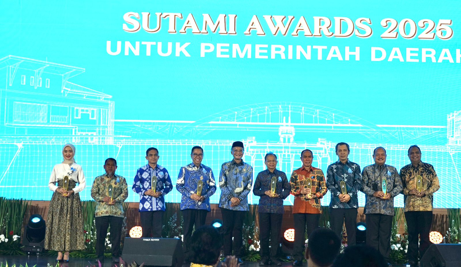 Sutami Awards di Auditorium Kementerian PU, kawasan Raden Patah, Kebayoran Baru, Jakarta Selatan.