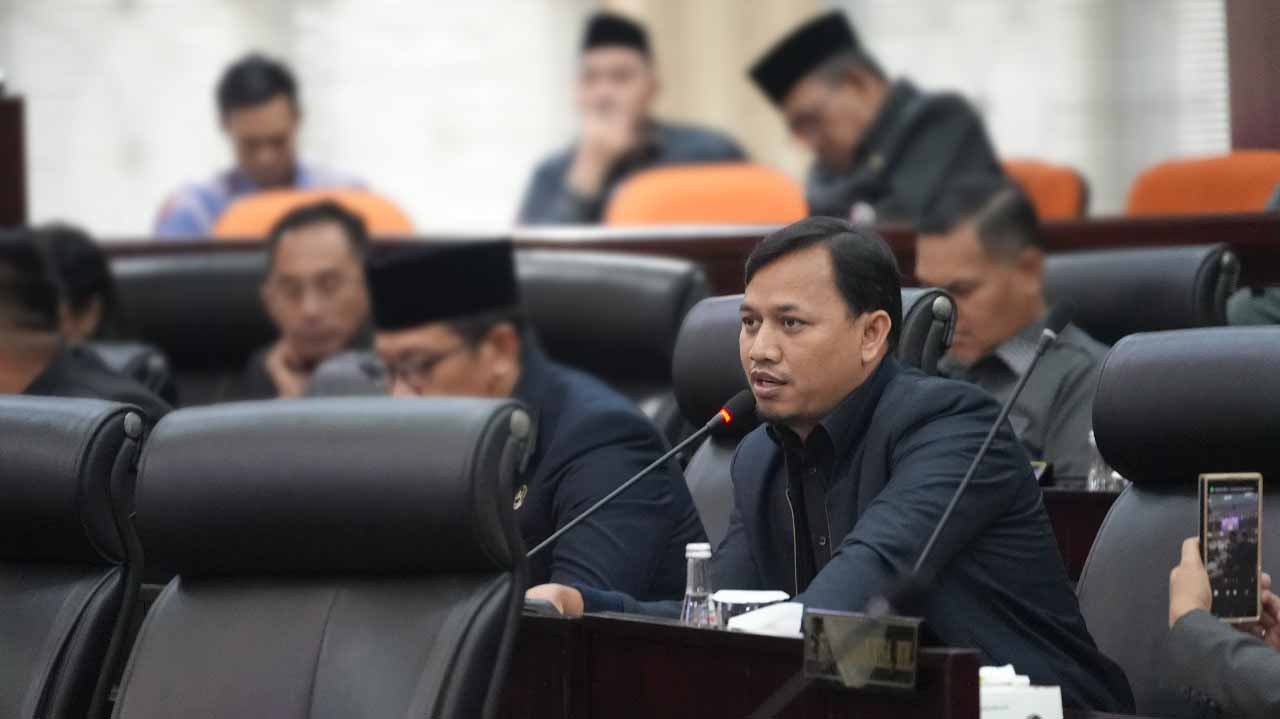Ketua Komisi II DPRD Kota Bekasi, Latu Har Hary.